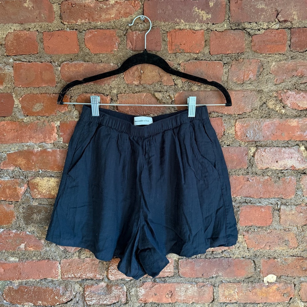 Abercrombie & Fitch High Waist Black Shorts
